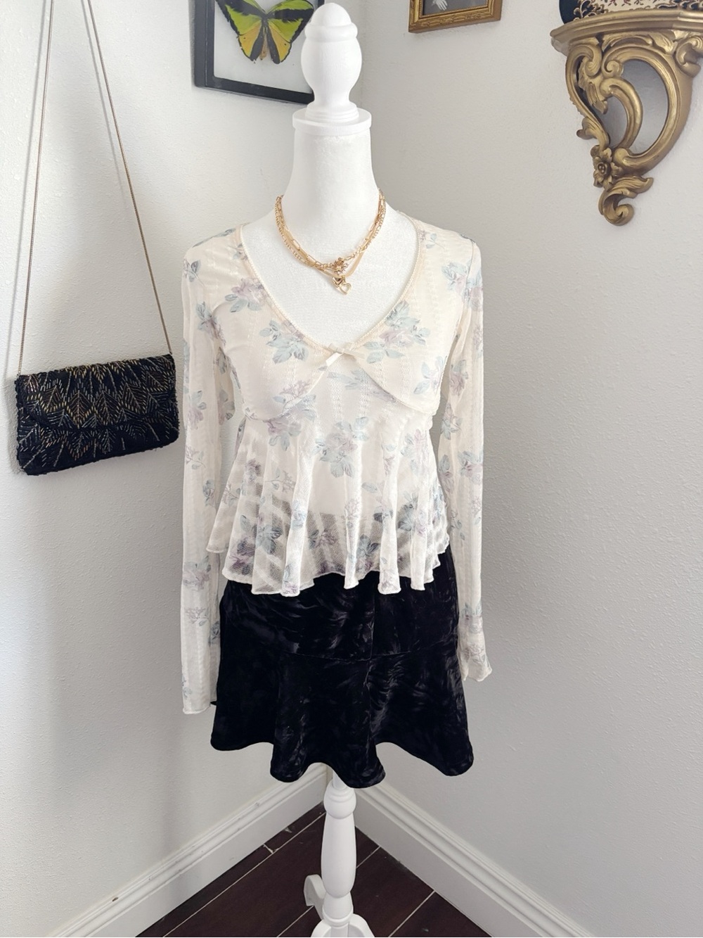 RSQ cream floral Fairycore long sleeve blouse Cottagecore Small.